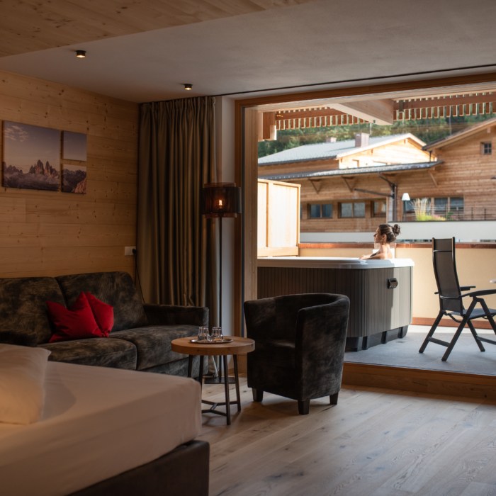 Hotelzimmer mit Whirlpool Alpine Nature Hotel Stoll Südtirol